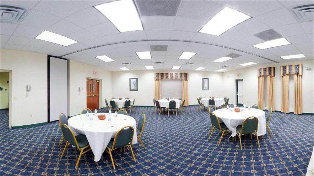 Holiday Inn Express Cambridge By Ihg Экстерьер фото